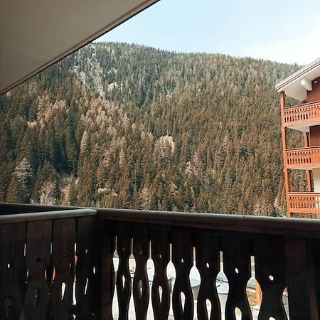 Appartement Aux Pieds Des Pistes Modane Exteriör bild
