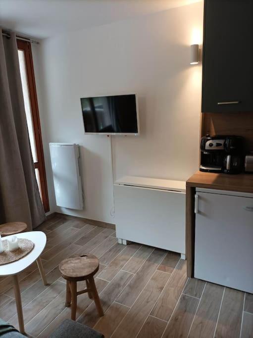 Appartement Aux Pieds Des Pistes Modane Exteriör bild
