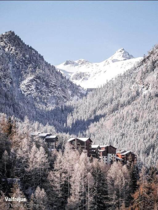 Appartement Aux Pieds Des Pistes Modane Exteriör bild