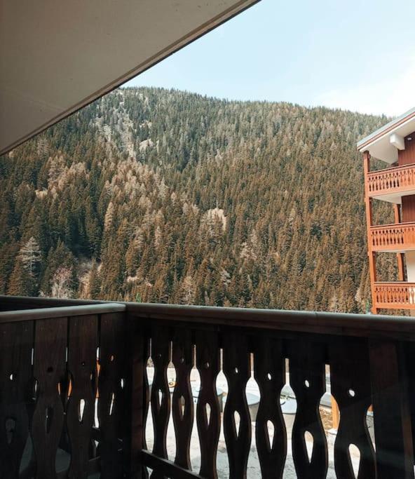 Appartement Aux Pieds Des Pistes Modane Exteriör bild